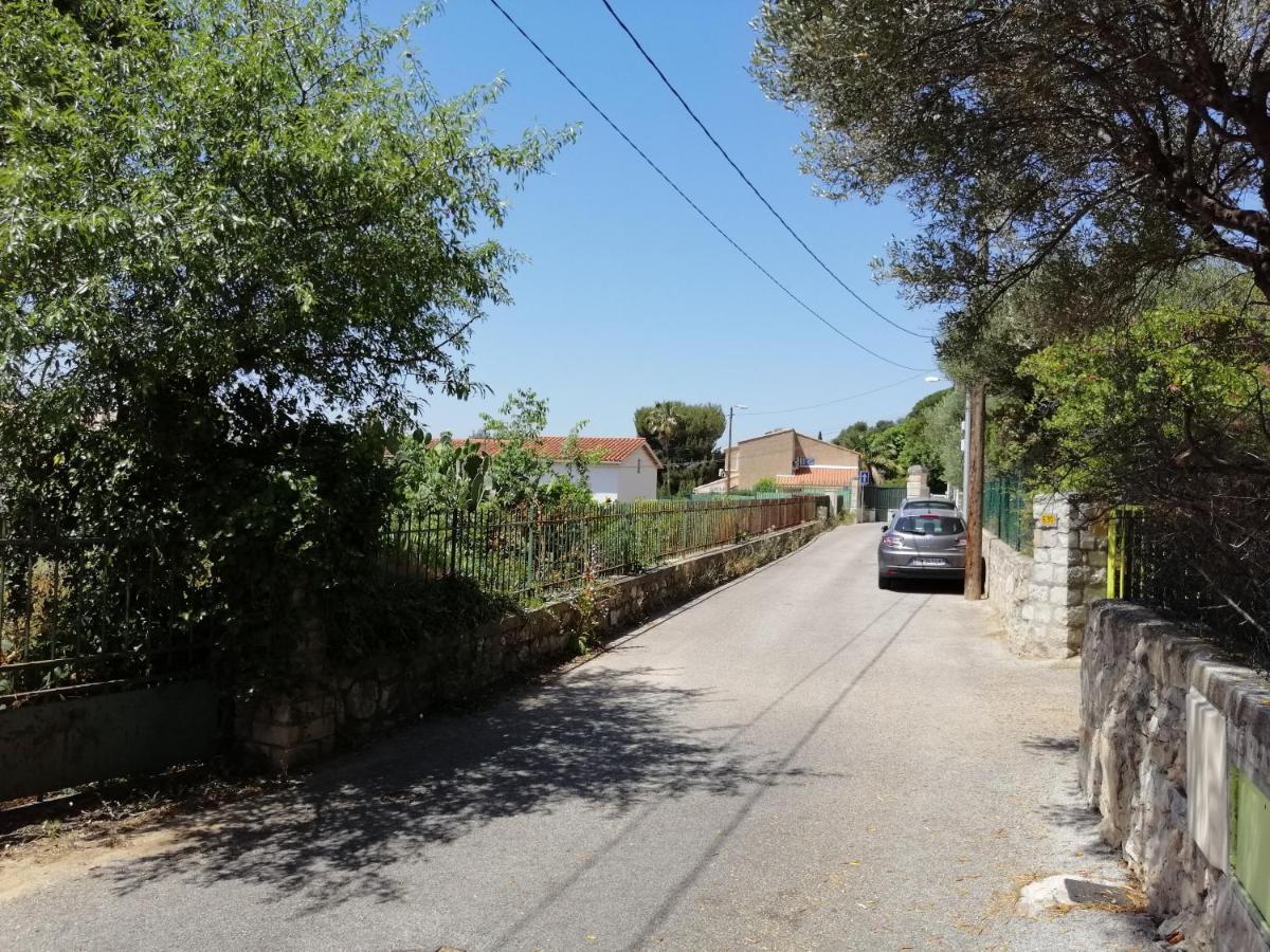 T2 36 M2, Rdc De Villa, Clim, Gd Jardin Clos, Animx Ok, Quartier Mt Faron Tres Calme, Wifi, Parking Apartment *