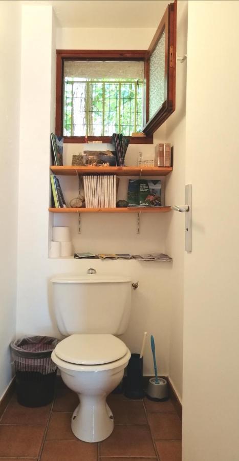 T2 36 M2, Rdc De Villa, Clim, Gd Jardin Clos, Animx Ok, Quartier Mt Faron Tres Calme, Wifi, Parking * Toulon