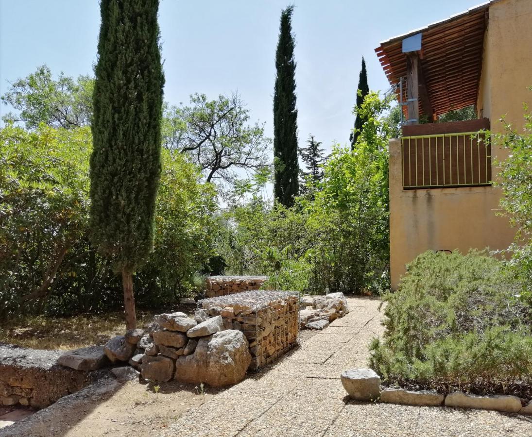 Apartment T2 36 M2, Rdc De Villa, Clim, Gd Jardin Clos, Animx Ok, Quartier Mt Faron Tres Calme, Wifi, Parking
